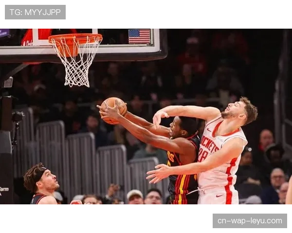 老鹰防守策略调整见效 末节锁死篮网进攻完成翻盘