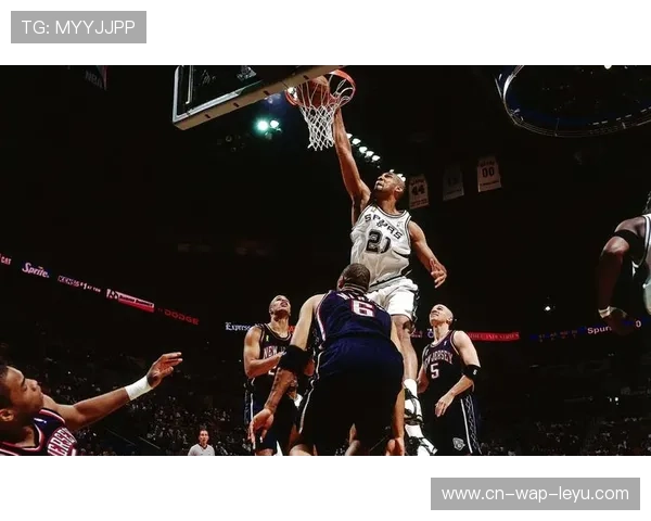 鹈鹕高效转换进攻得手 利用爵士失误得到28分快攻得分