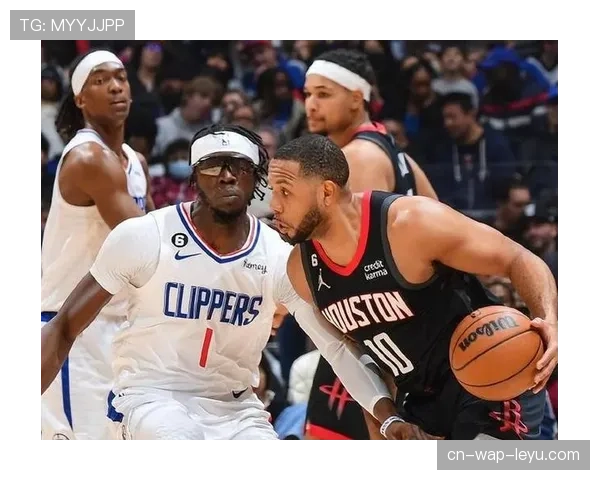 森萨鲍34分5助攻空砍,爵士九连败期间防守效率联盟垫底 森萨鲍34分5助攻空砍,爵士九连败期间防守效率联盟垫底